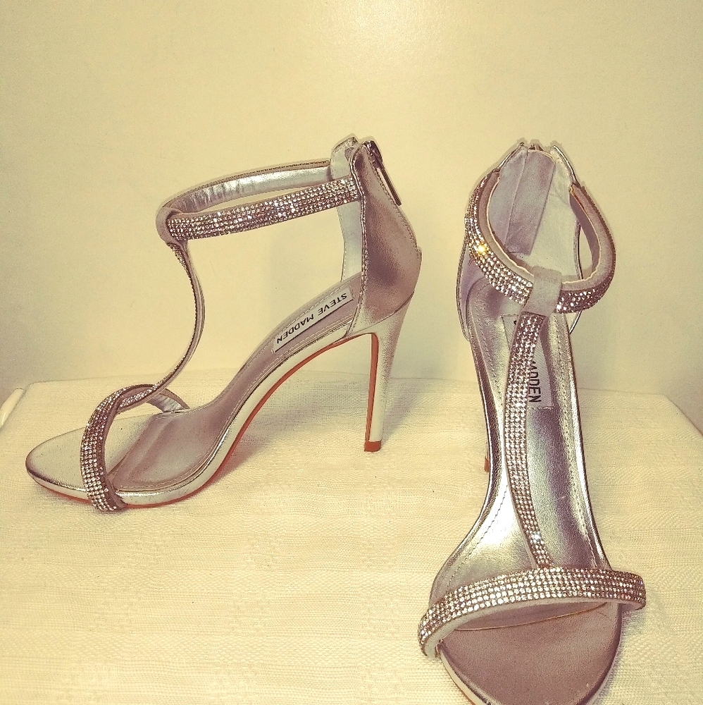 Steve Madden Silver Strappy Heel Diamond Stud